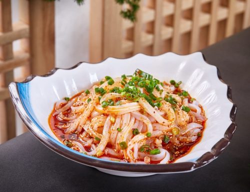 Whip Up a Storm with these Heavenly Garlic Chili Oil Noodles!